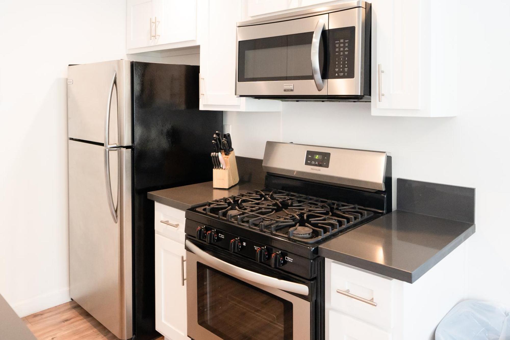 Apartment Chic Large 1-bedroom In Hollywood 10 Min Away From Downtown La Los Angeles